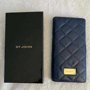 Quilted St John Travel Wallet